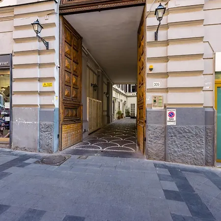 Maison Pochet * Napels